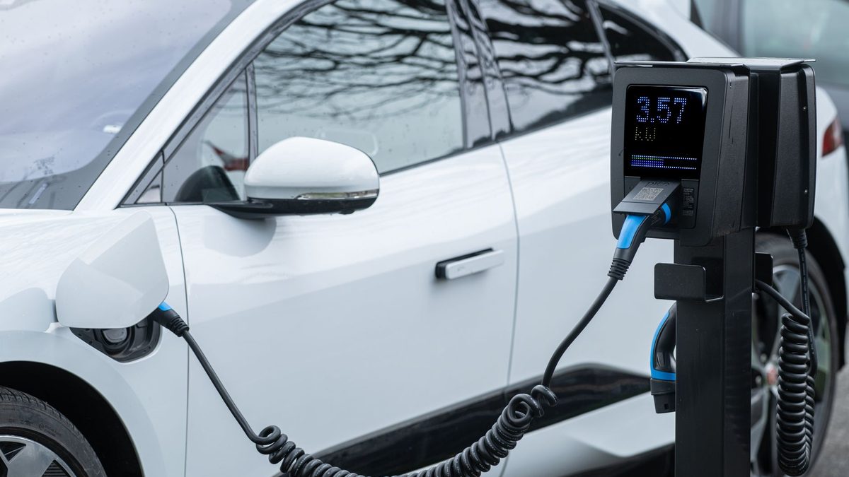 EV Charger Installation for Richmond Hill Detached Homes